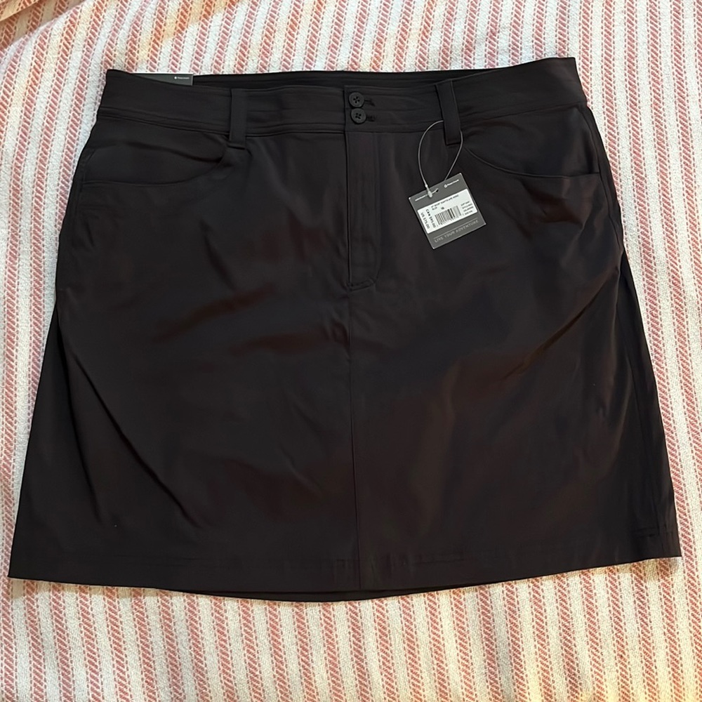 Eddie Bauer slightly curvy tall black skirt